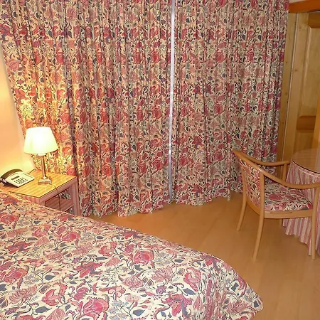 Apartment Le Signal Crans-Montana * Кран-Монтана